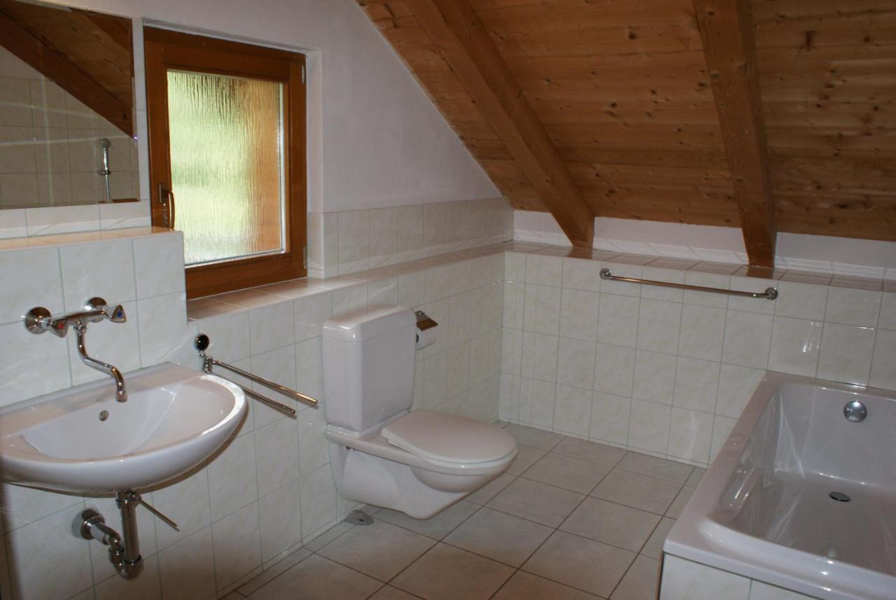 Rustikale Und Grosszuegige Ferienwohnung Kasperske Hory Luaran gambar